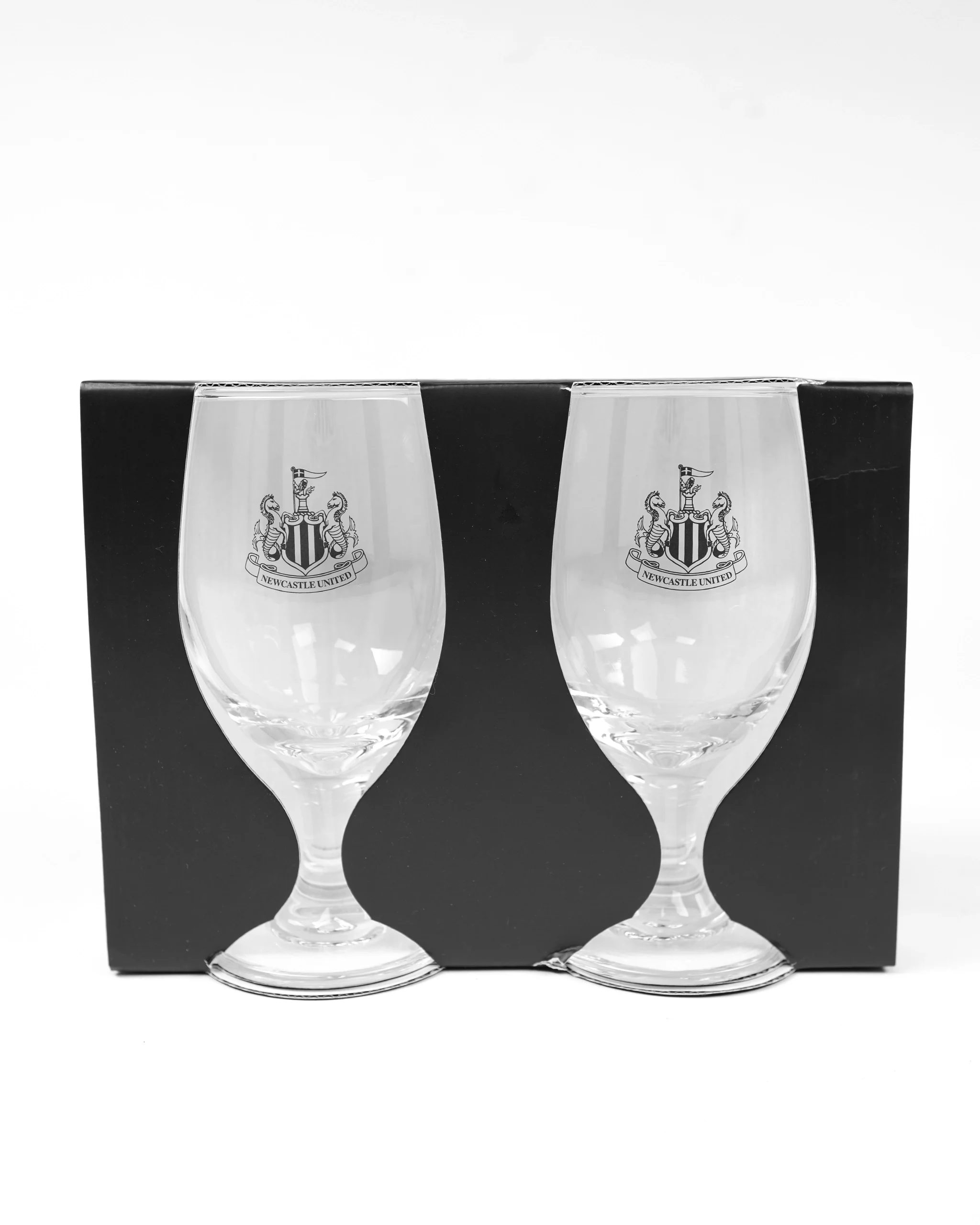 Newcastle United Set of 2 Chalice Glasses 350ml - Image 4