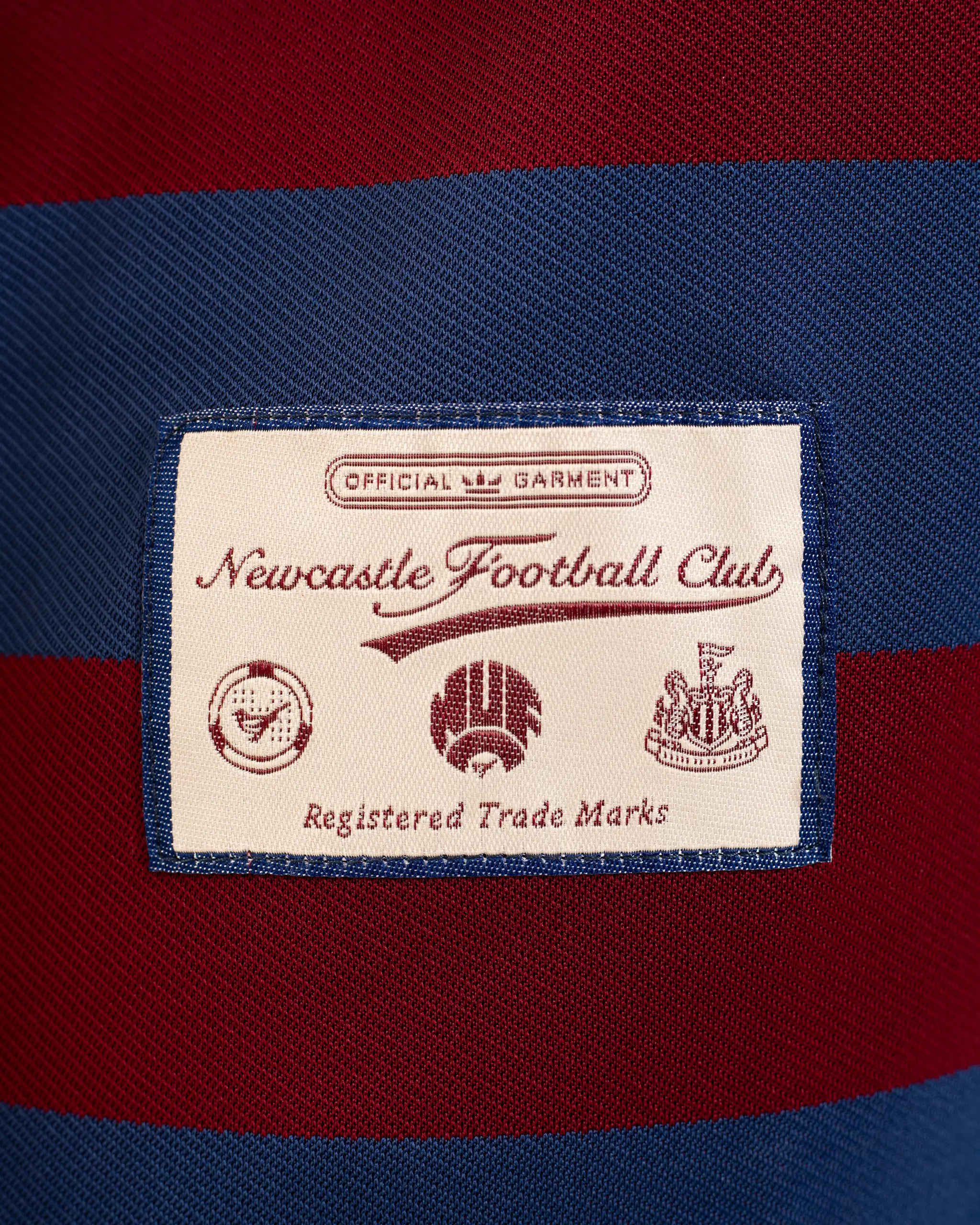 Newcastle United adidas 1995/96 Away Shirt - Image 4