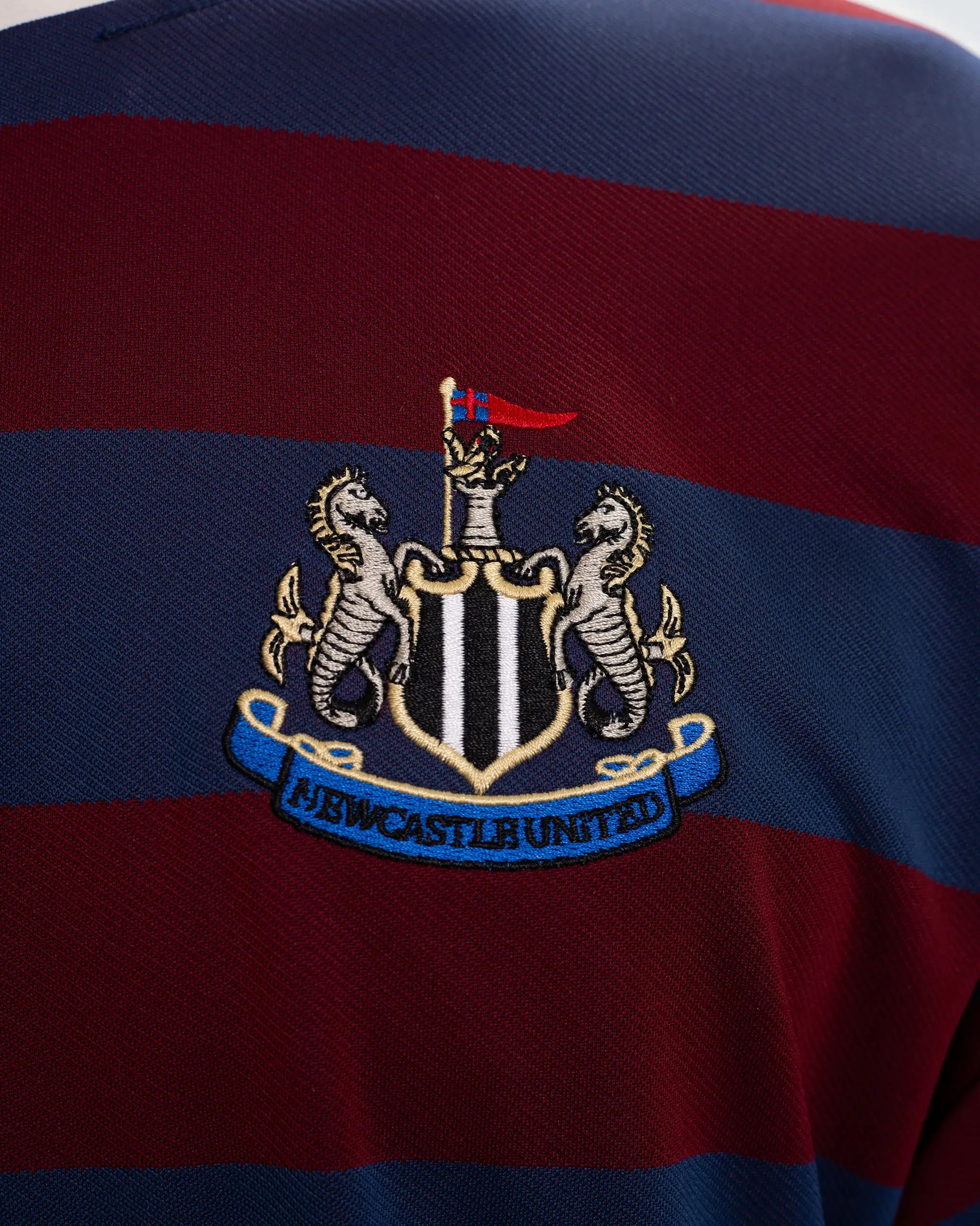 Newcastle United adidas 1995/96 Away Shirt - Image 8