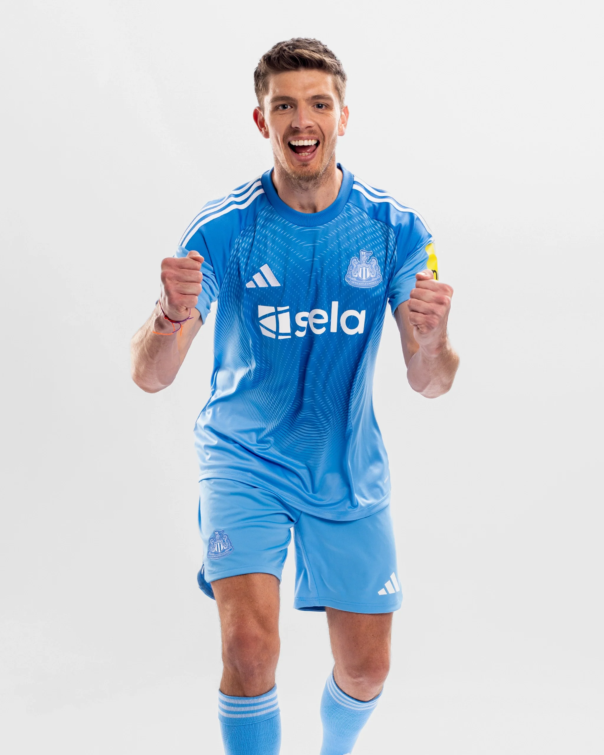 Newcastle United adidas Men's 25/26 Blue Goalkeeper Shirt - Image 3