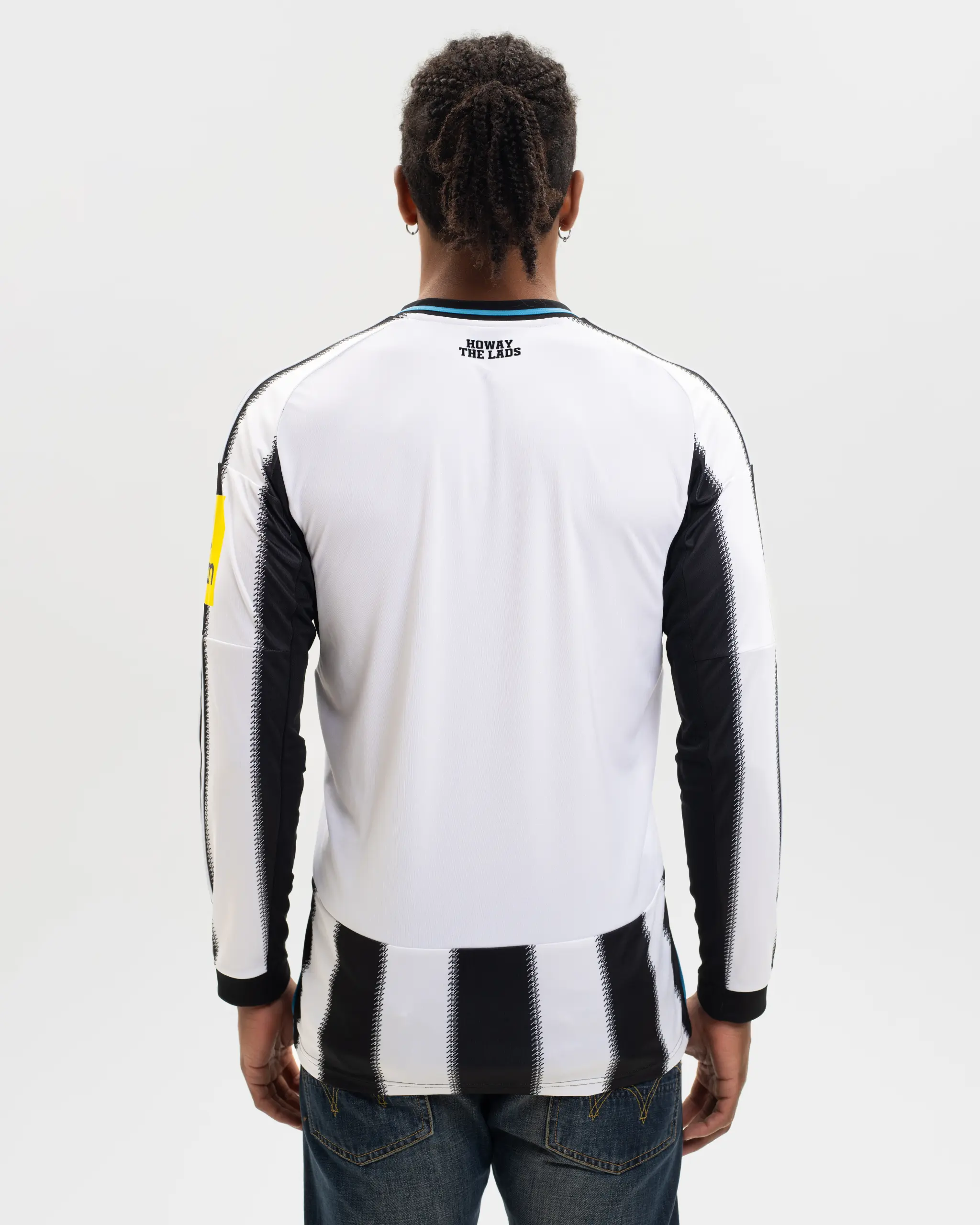 Newcastle United adidas Men's 25/26 Long Sleeve Home Shirt - Image 4