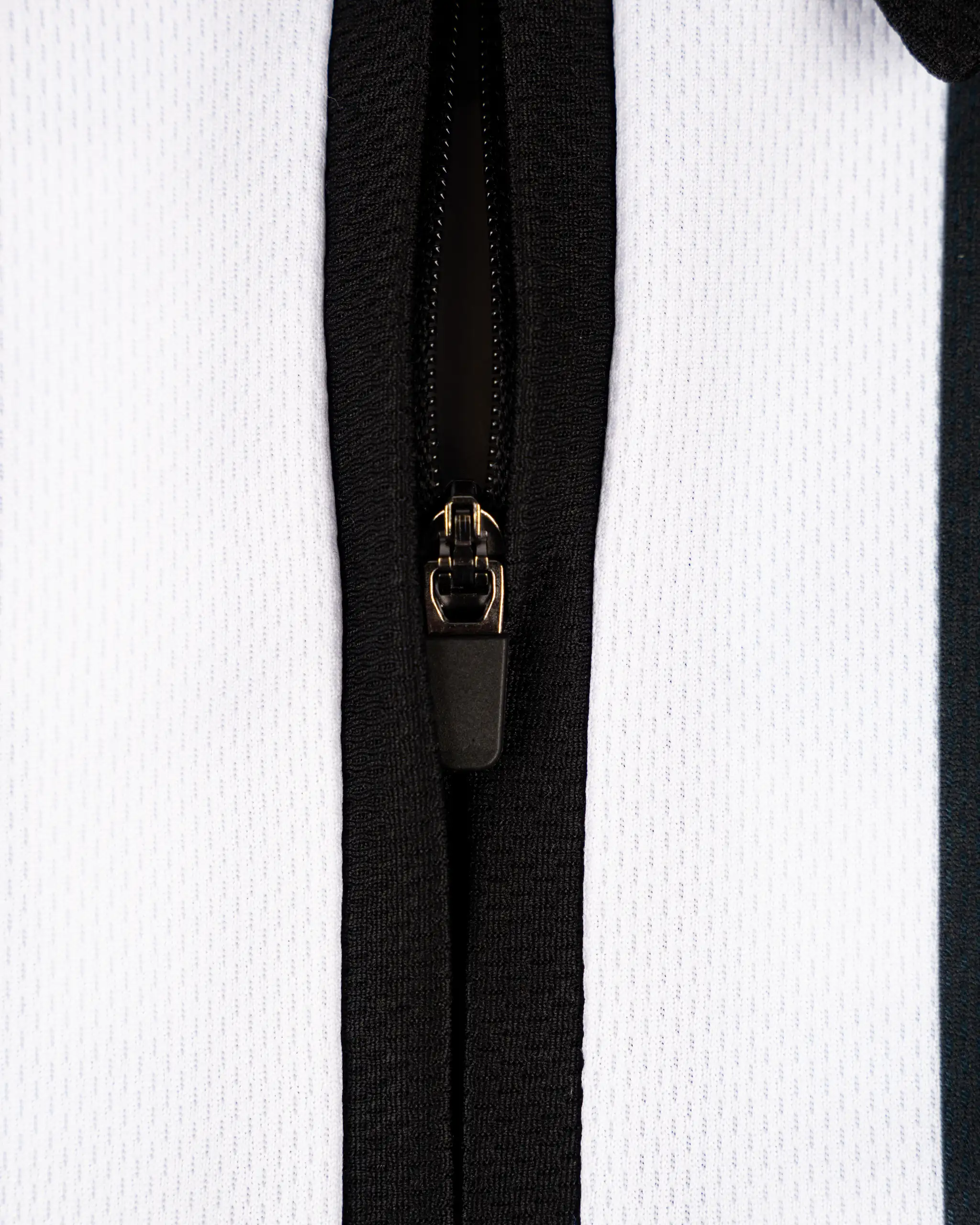 Newcastle United Darts Shirt - Image 6