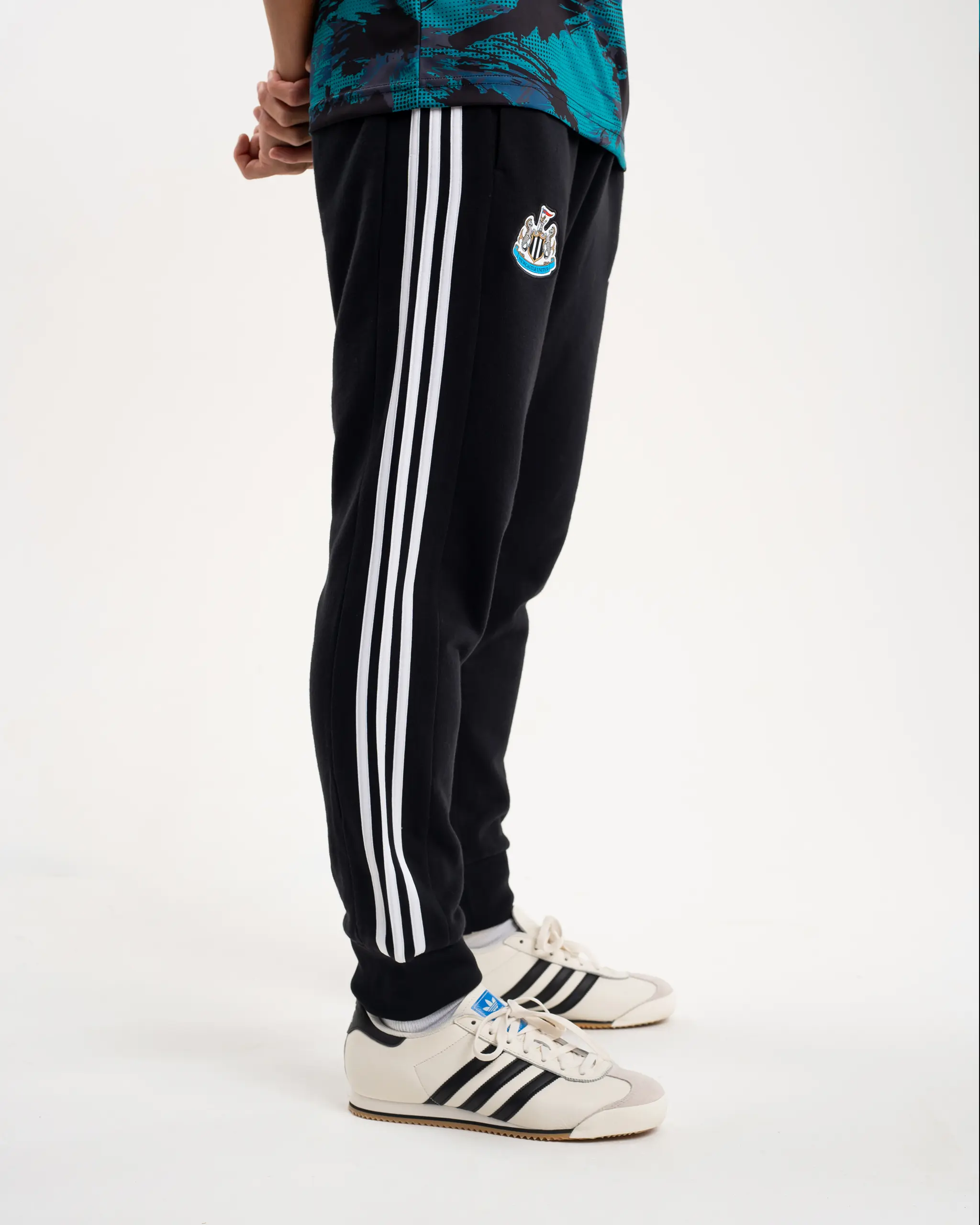 Newcastle United adidas DNA Sweatpants - Image 6