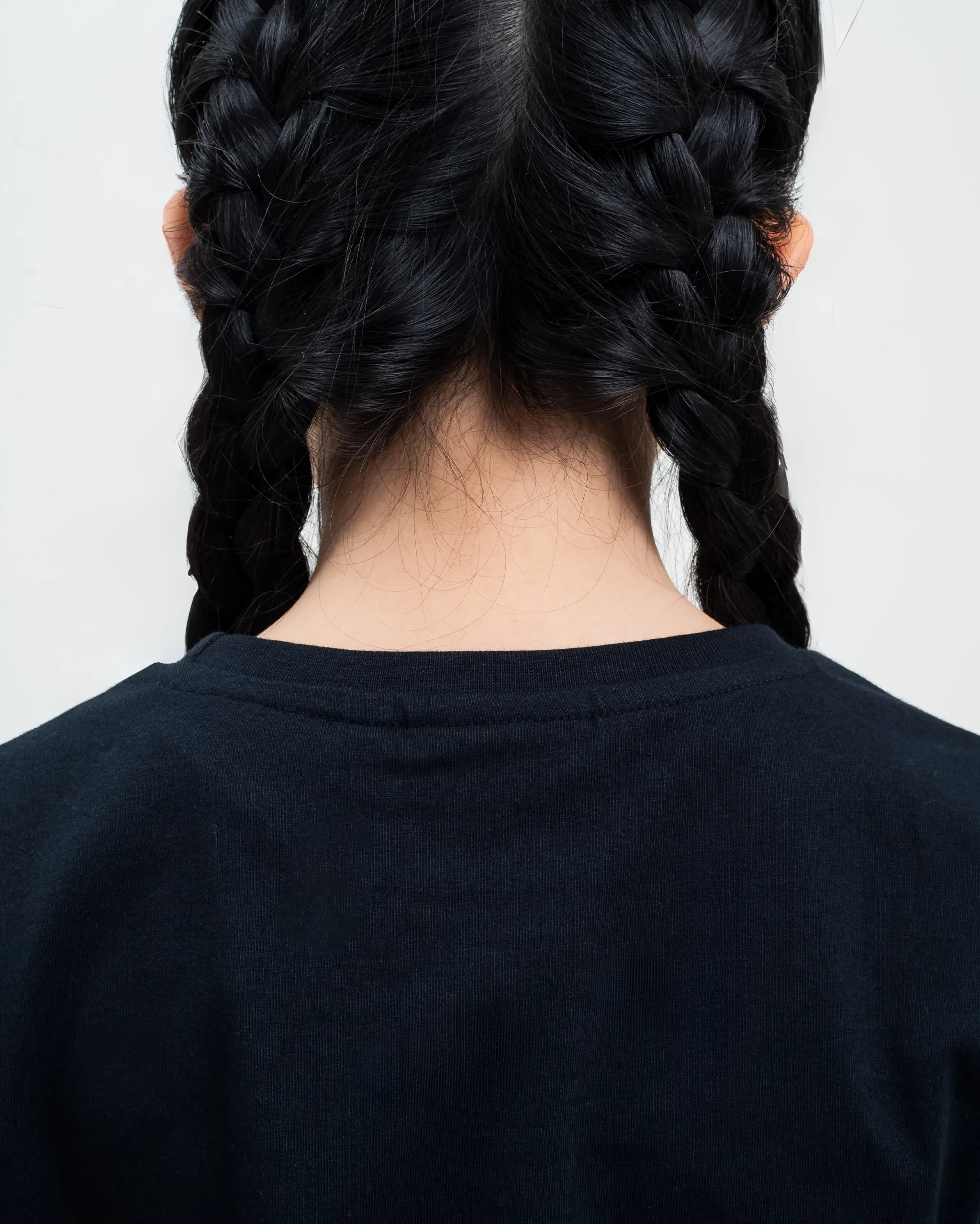 Newcastle United Girl's Black Terrace Crest T-Shirt - Image 7