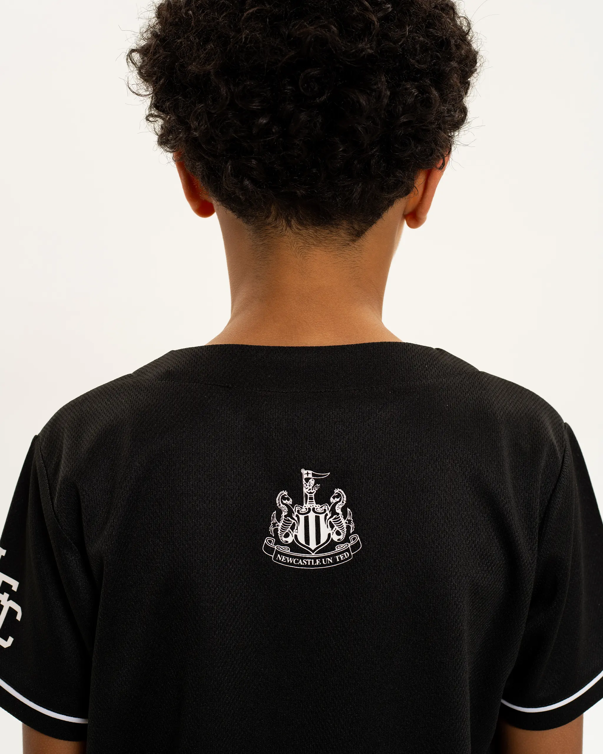 Newcastle United Kids' Mesh Baseball Jersey - Image 4