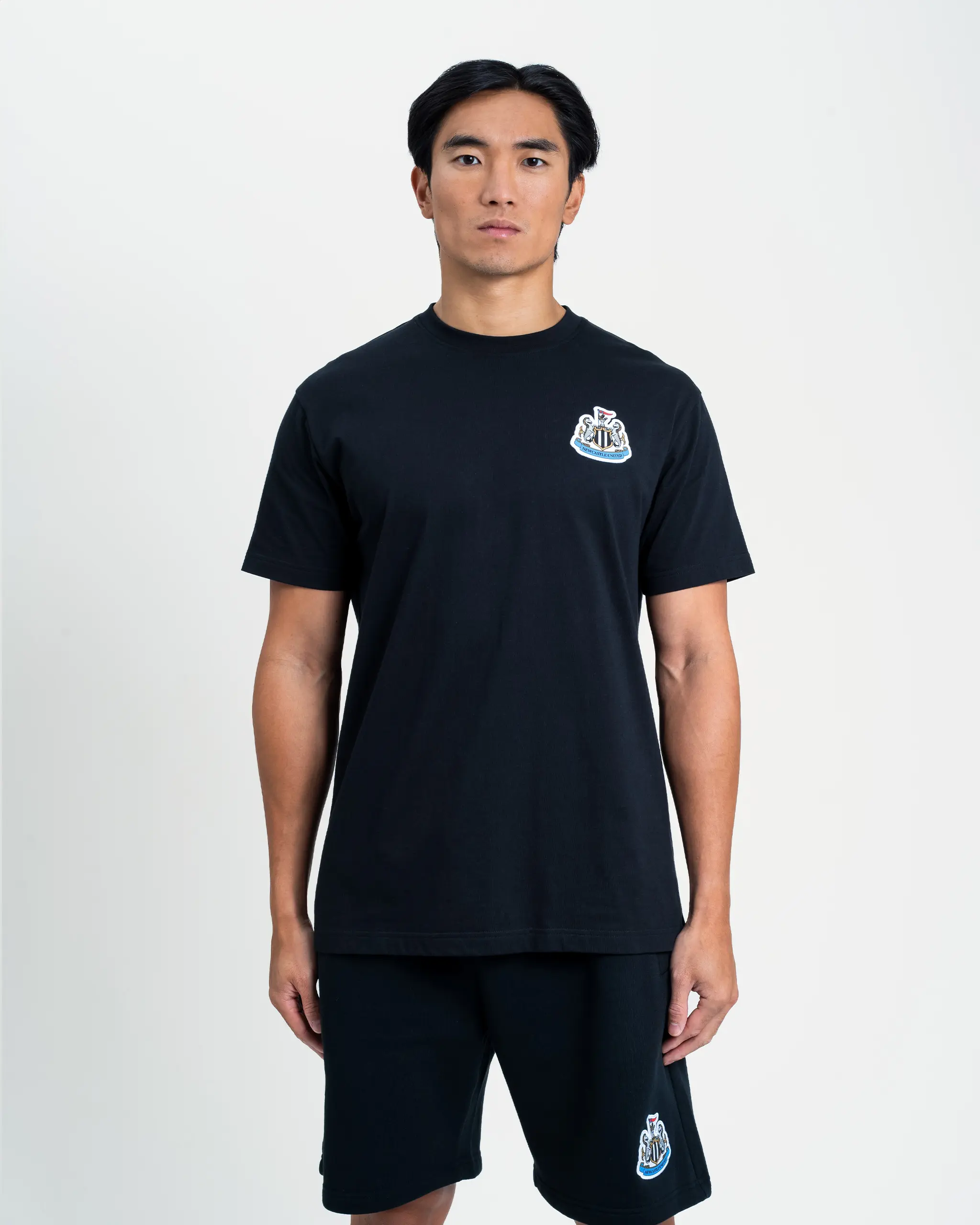 Newcastle United Men's Black Terrace Crest T-Shirt - Image 5