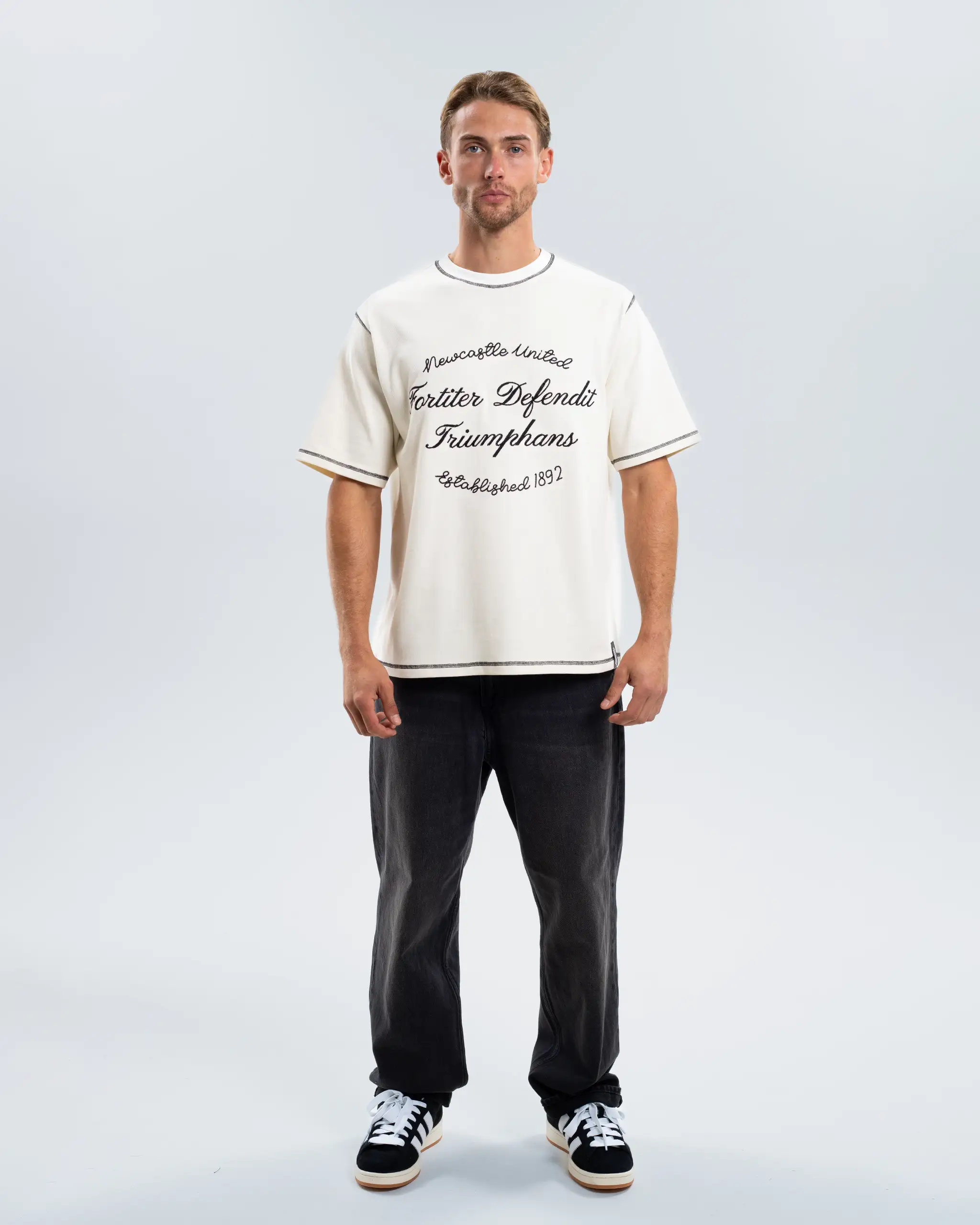 Newcastle United Men's Relaxed Chainstitch T-Shirt - Image 5