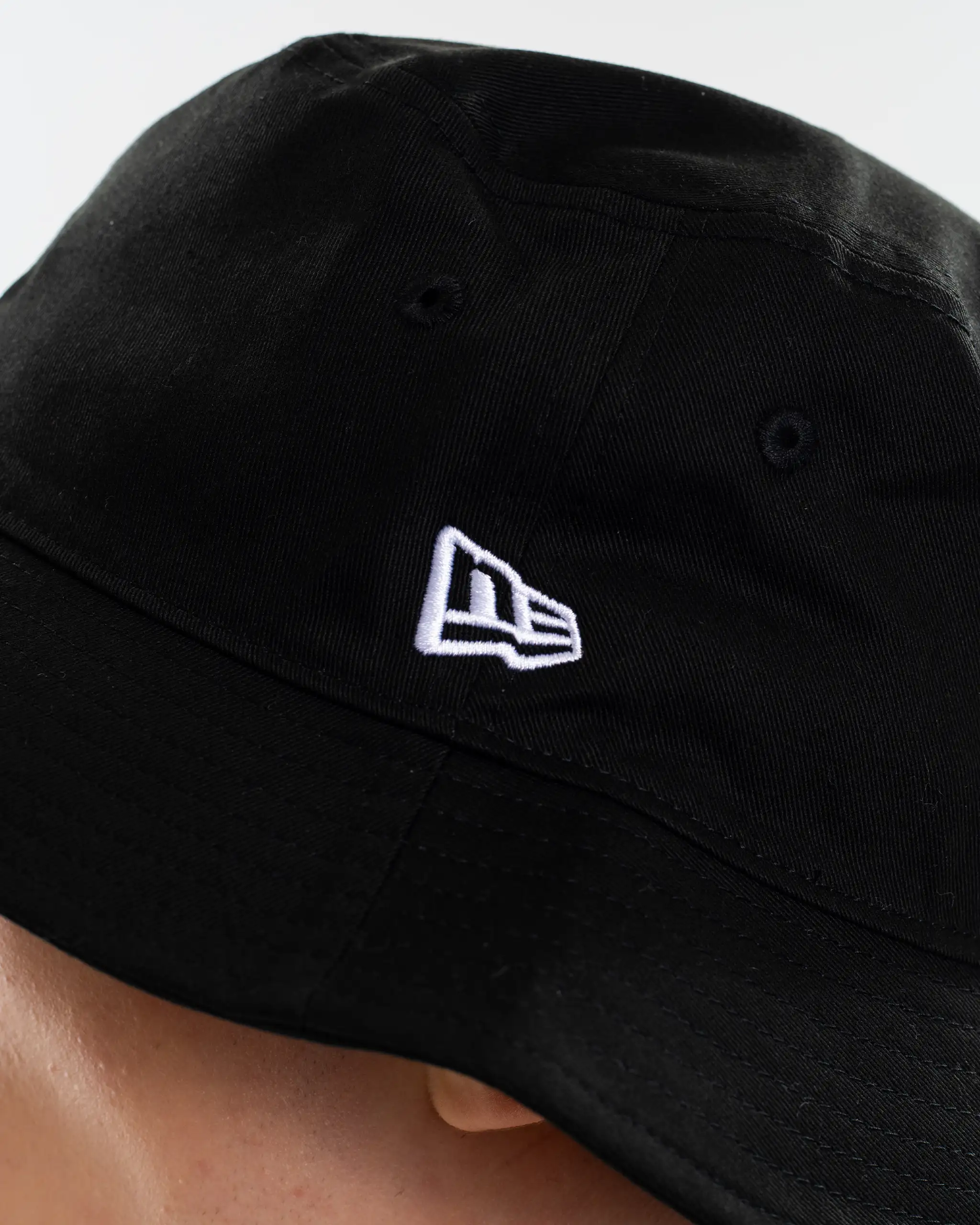 Newcastle United New Era Core Bucket Hat - Image 3