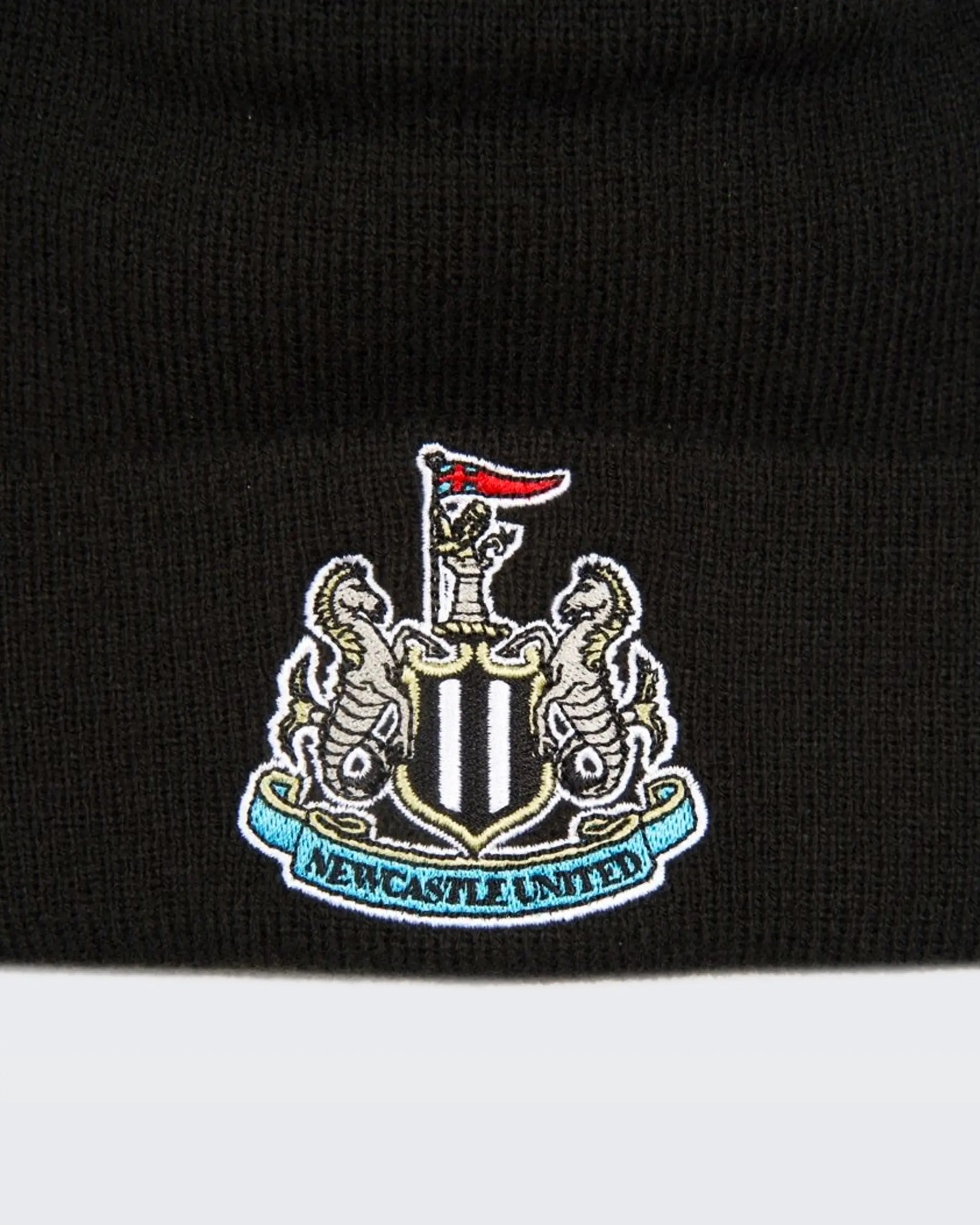 Newcastle United New Era Core Kids' Cuff Beanie - Image 3