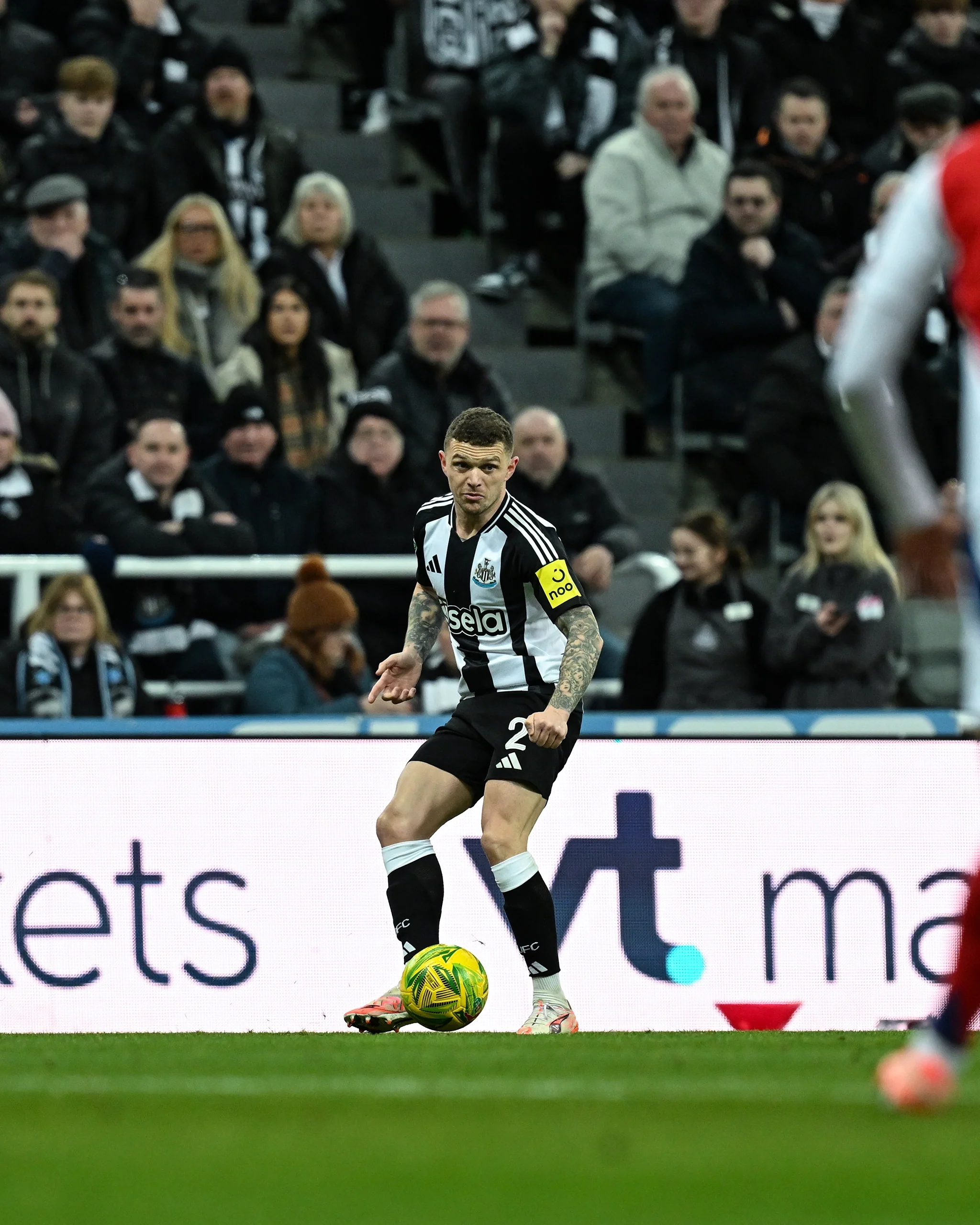 Newcastle United TRIPPIER 24/25 Match Worn Signed Shirt - Arsenal Carabao Cup Semi-Final (H) - Image 4