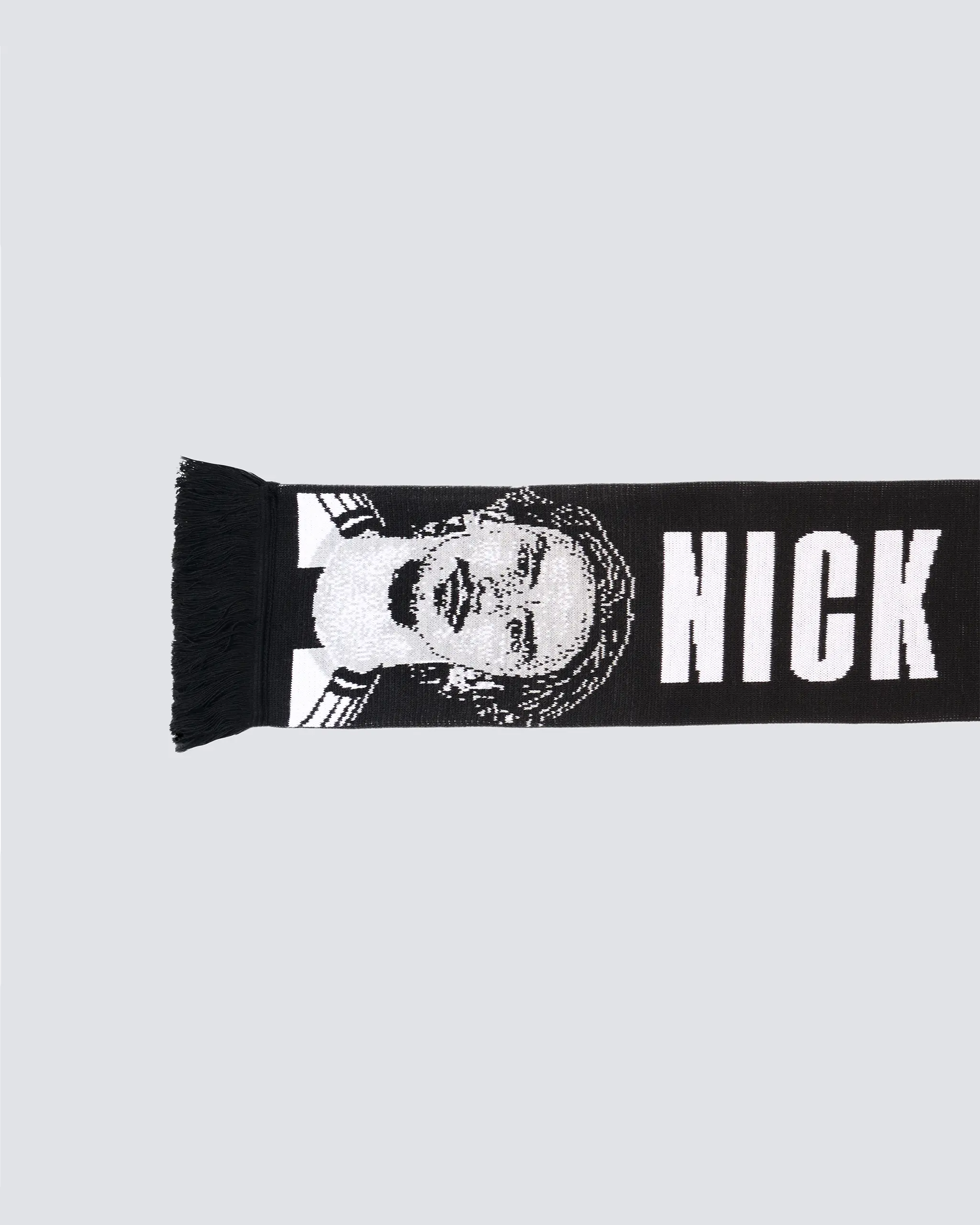 Newcastle United WOLTEMADE Player Scarf - Image 4