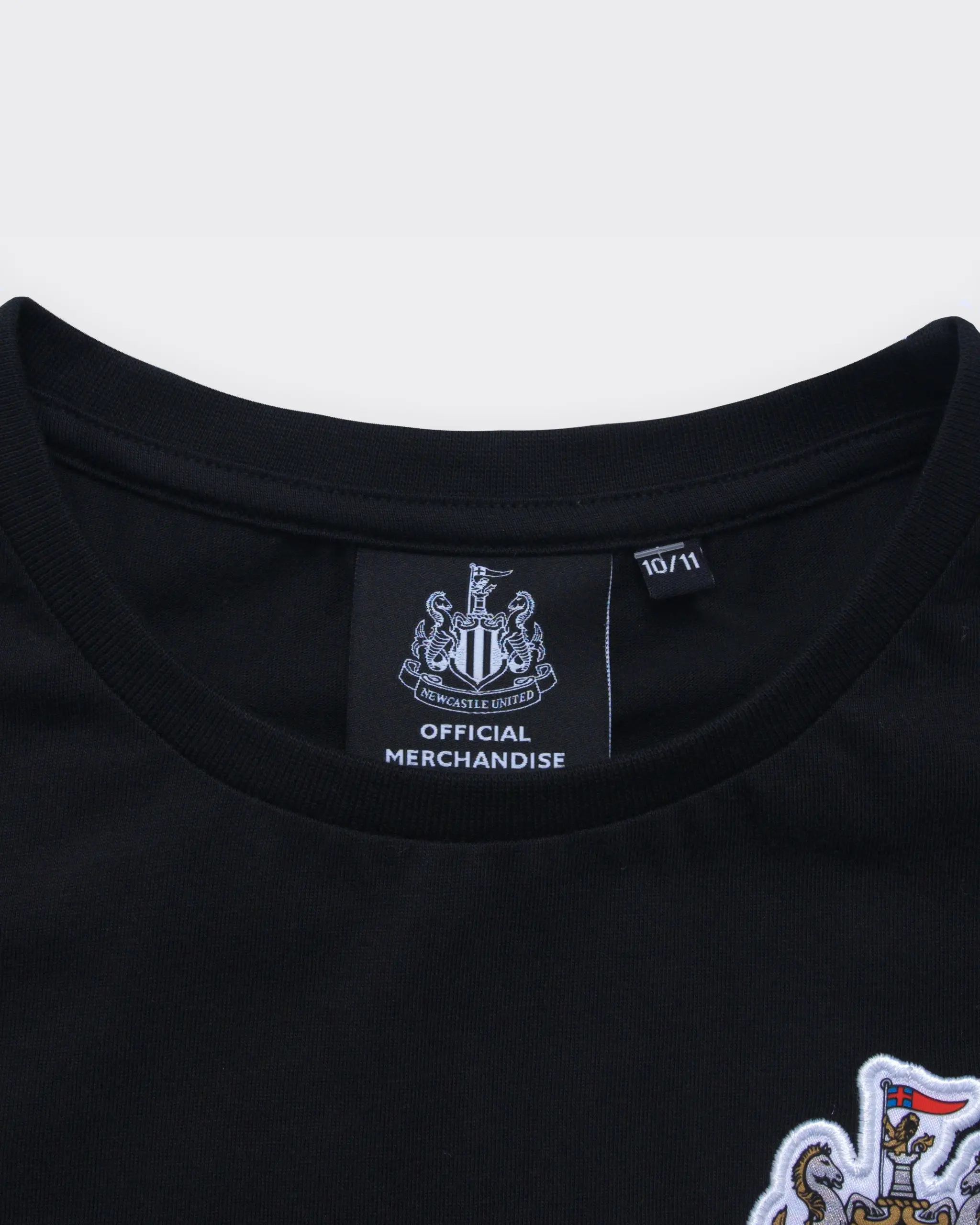 Newcastle United Women's Black Terrace Crest T-Shirt - Image 5